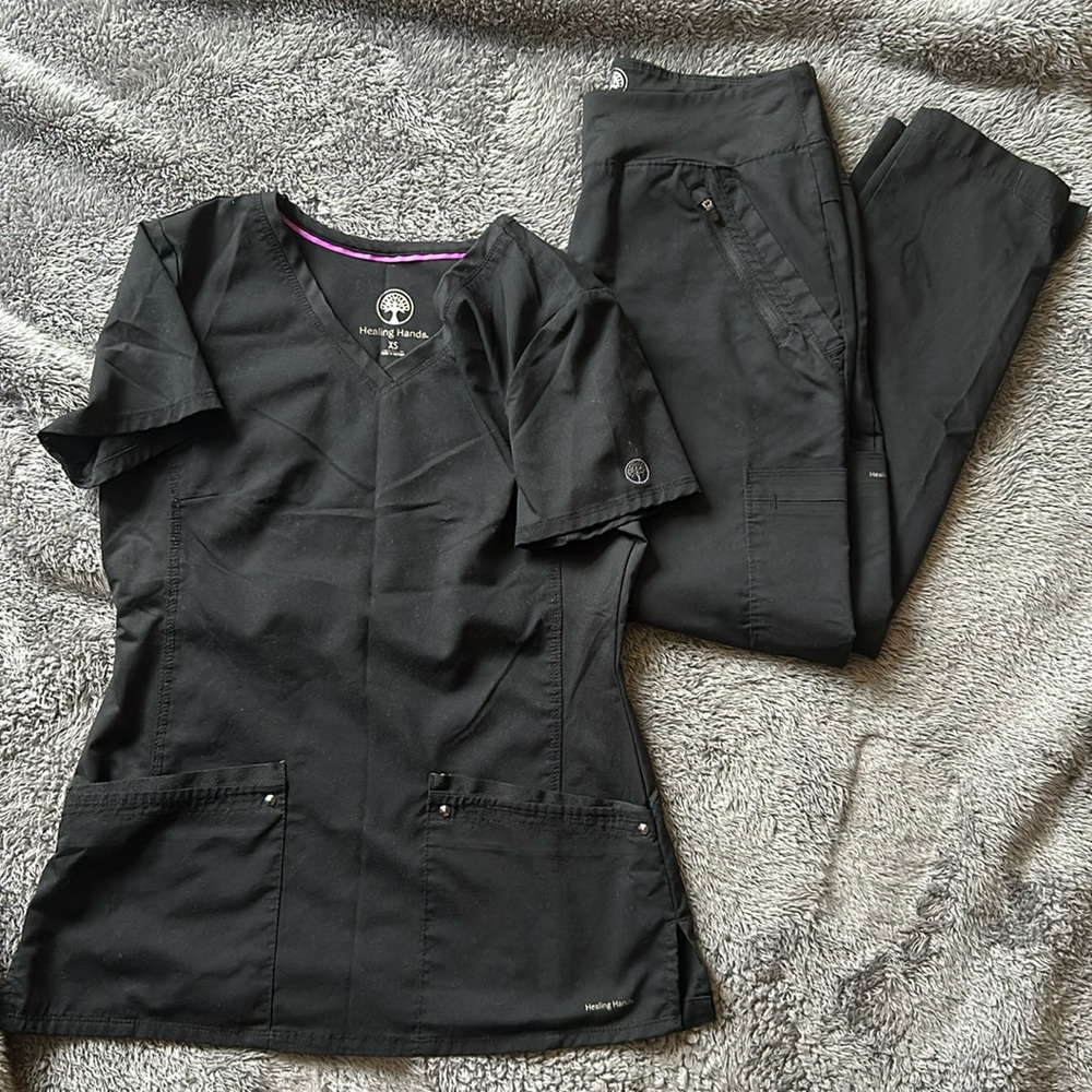 Healing Hands black scrub set